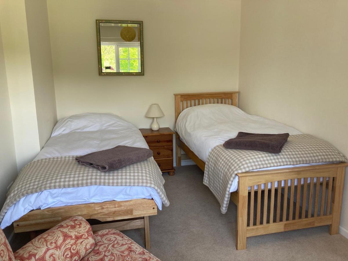 Meadowland Farm Bed and Breakfast Dolton Exteriör bild