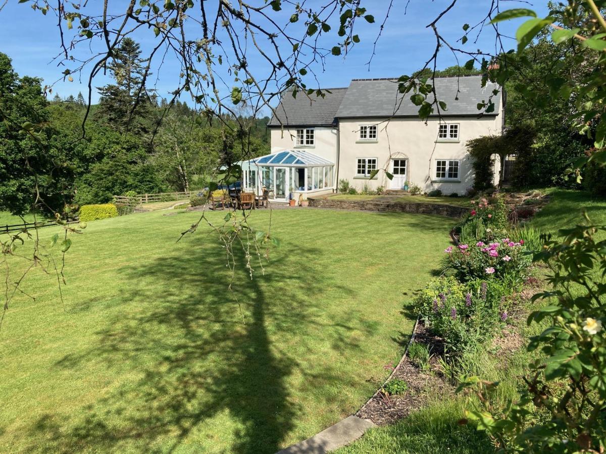 Meadowland Farm Bed and Breakfast Dolton Exteriör bild